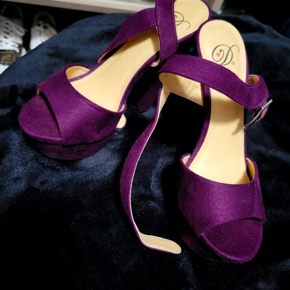 Platform heels sandals